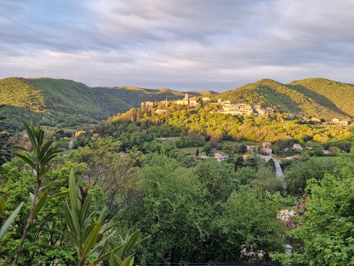 Отель Les Restanques De Camelie Saint-Thome Экстерьер фото